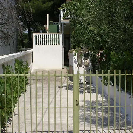 Apartments With Parking Space Vodice - 4180 Vodice