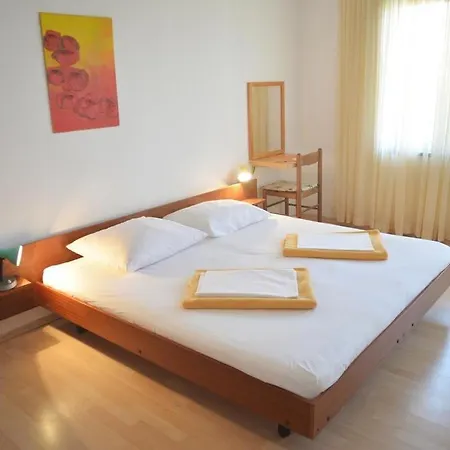 Apartments With A Parking Space Vodice - 4180