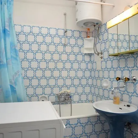 Apartments With Parking Space Vodice - 4180