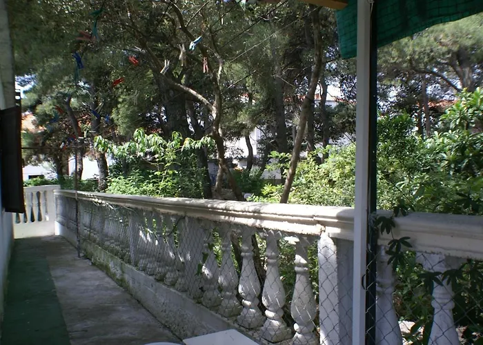 Lejlighed With Parking Space - 4180 *