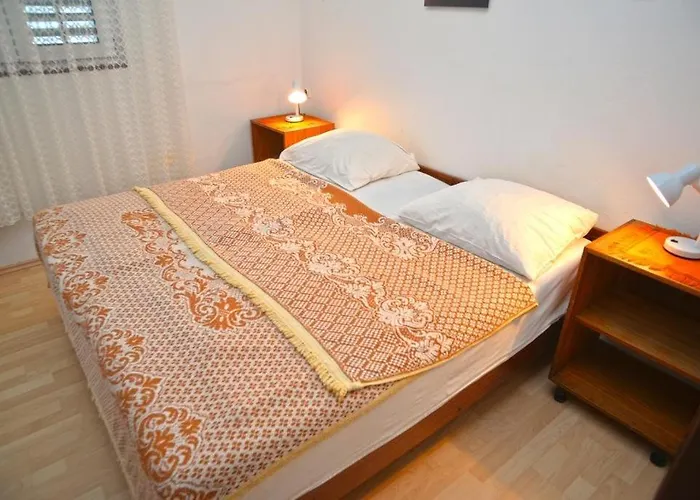 With Parking Space - 4180 * Vodice